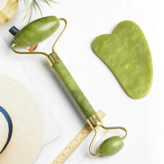 Flawless Jade Roller – Facial Massage & Skincare Roller